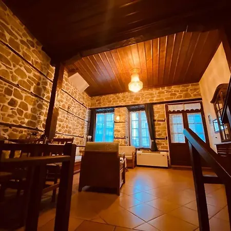 Arnaia B&B Central Apartment *